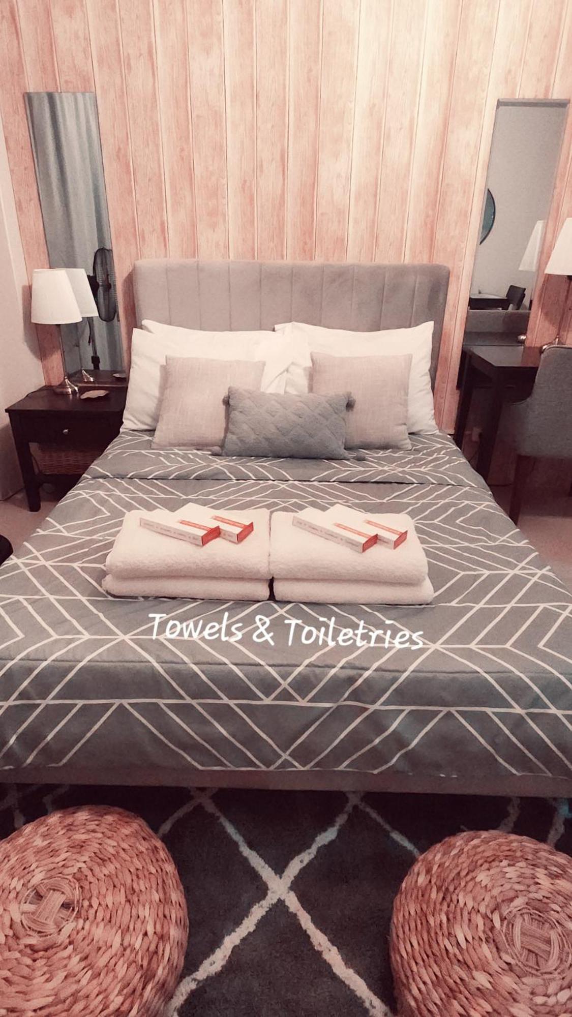 Hotel Alpine Breeze At Crosswinds Tagaytay Tagaytay City Esterno foto